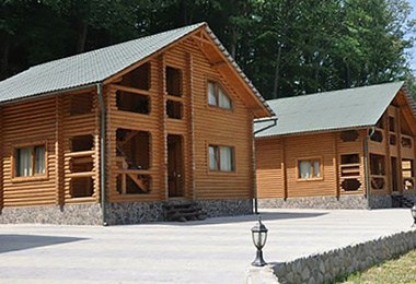 discovery land camp