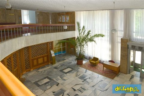 koncha-zaspa-hall-6.jpg