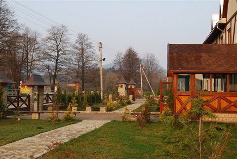 atlas-barvi-camp-03.jpg