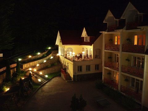 sunny-autumn-night-1.JPG